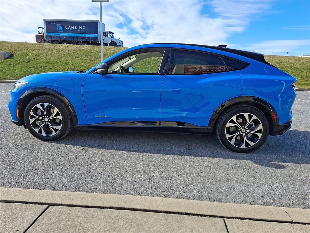 Used 2023 Ford Mustang Mach-E Premium image 6