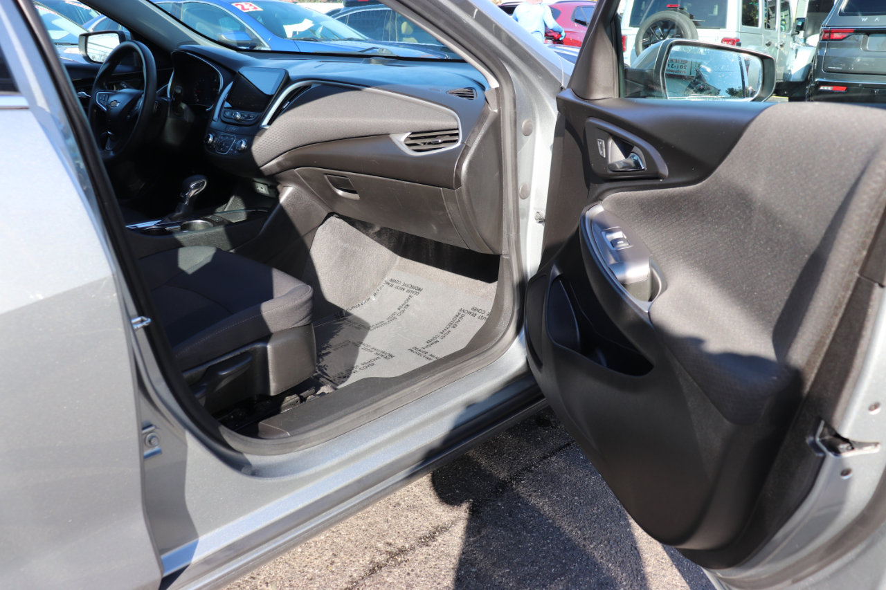 Used 2024 Chevrolet Malibu LT image 15