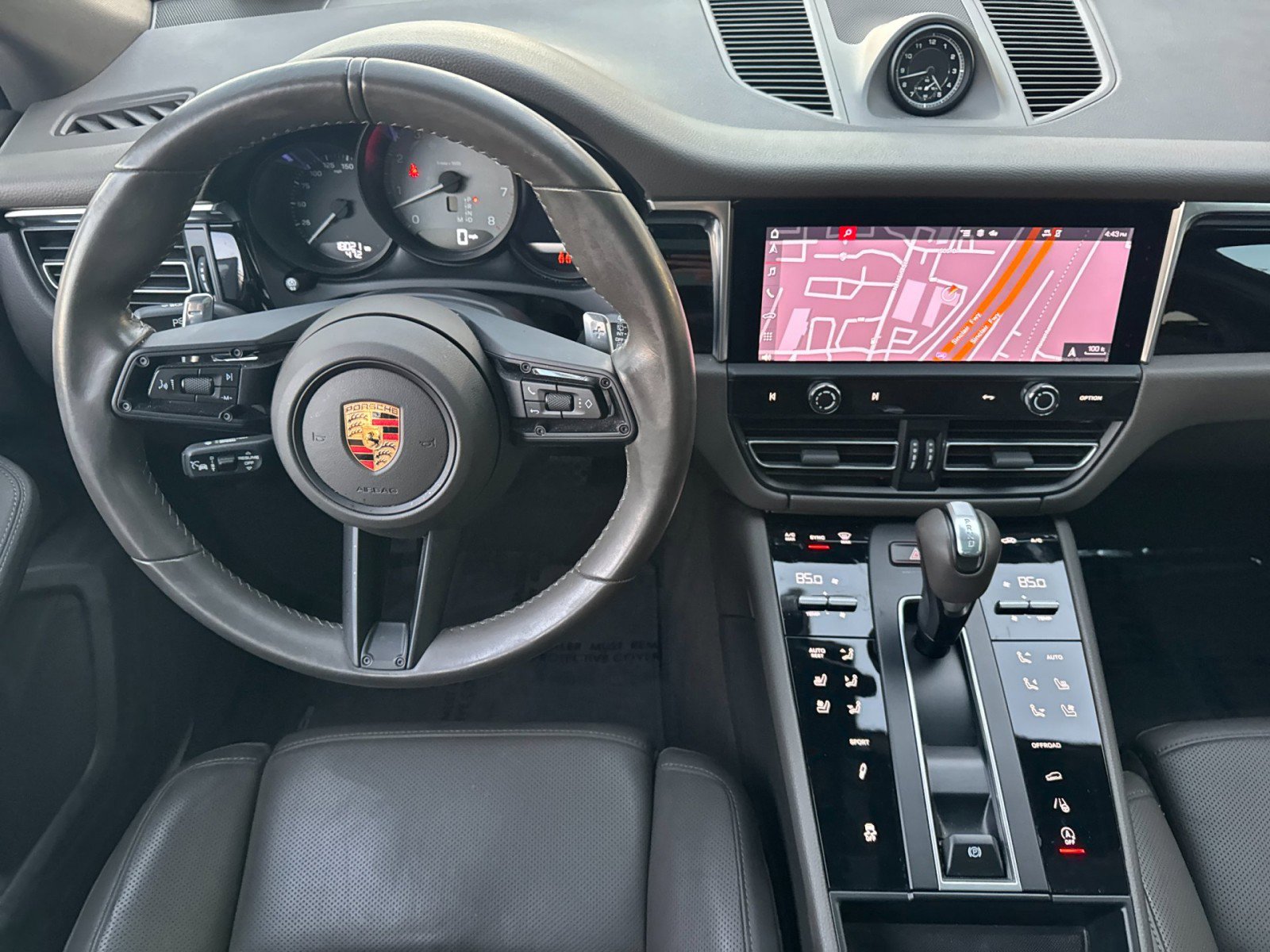 Used 2023 Porsche Macan S image 14