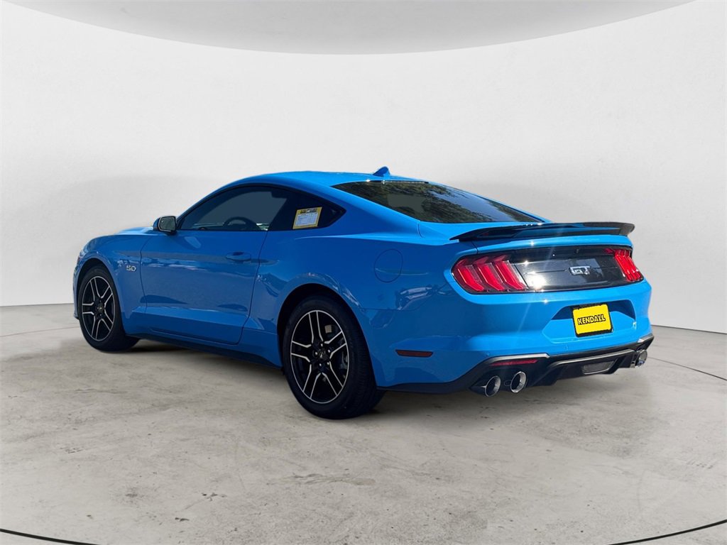 Certified 2022 Ford Mustang GT image 3
