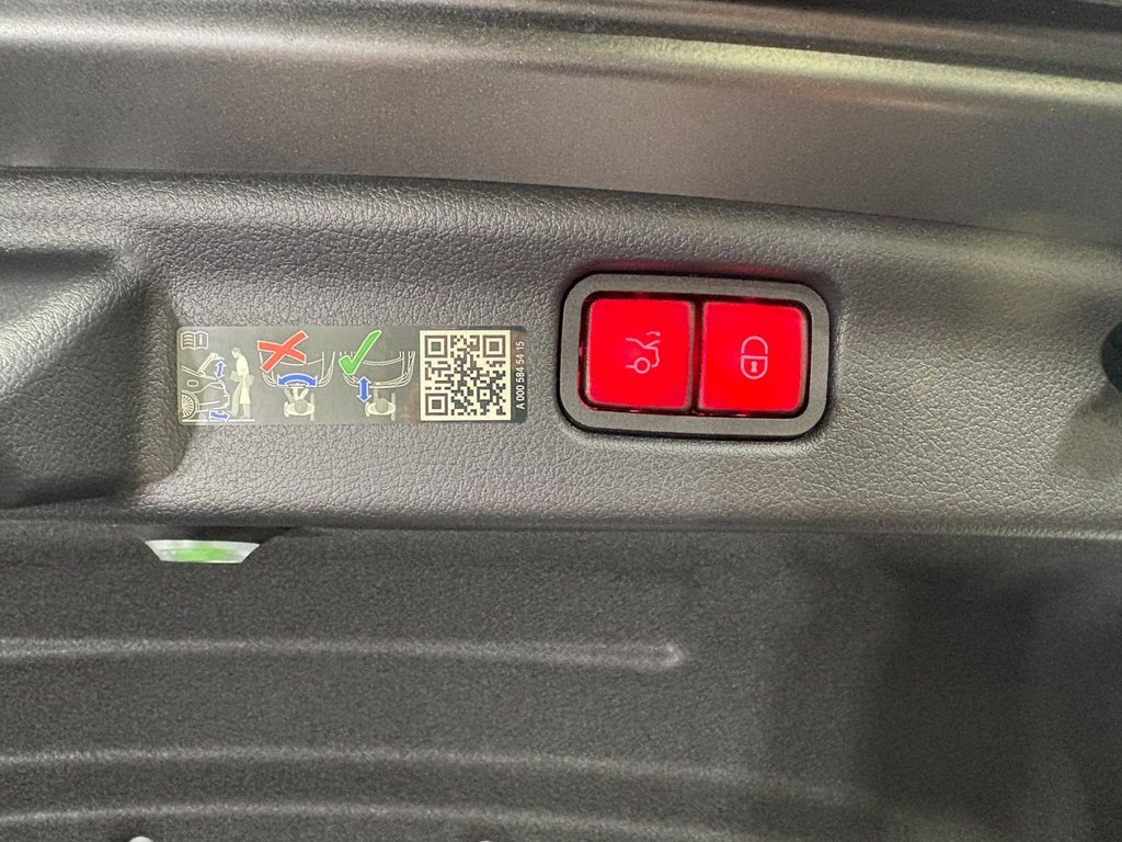 Used 2024 Mercedes-Benz C 63 AMG S image 35