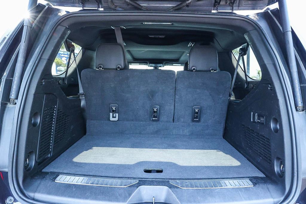 Used 2022 Chevrolet Suburban Z71 w/ Z71 Off-Road Package image 38