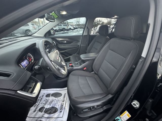 Used 2023 GMC Terrain SLE w/ Driver Convenience Package image 18