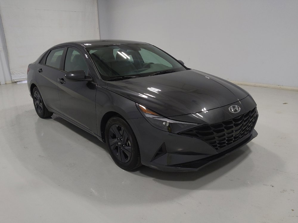 Used 2022 Hyundai Elantra SEL FWD image 13