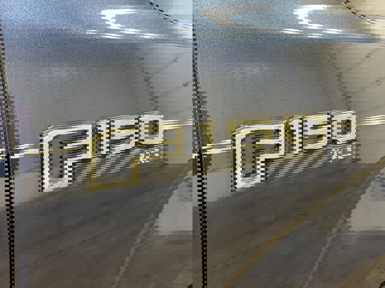 Used 2019 Ford F150 XLT w/ Equipment Group 302A Luxury image 18