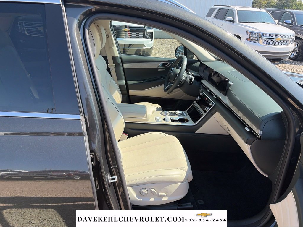 Used 2025 Genesis GV80 2.5T Prestige AWD/4WD image 19