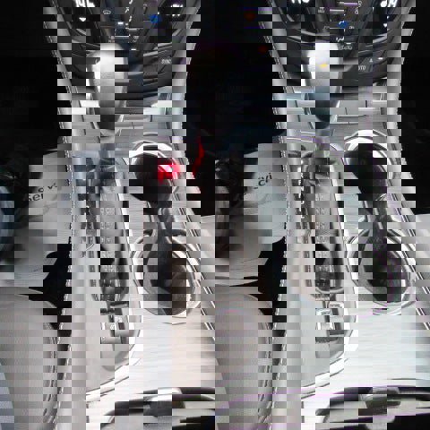 Used 2019 Buick Envision Essence FWD image 25