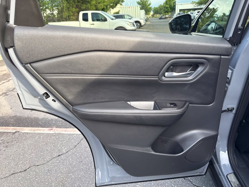Certified 2026 Nissan Rogue Dark Armor FWD image 27