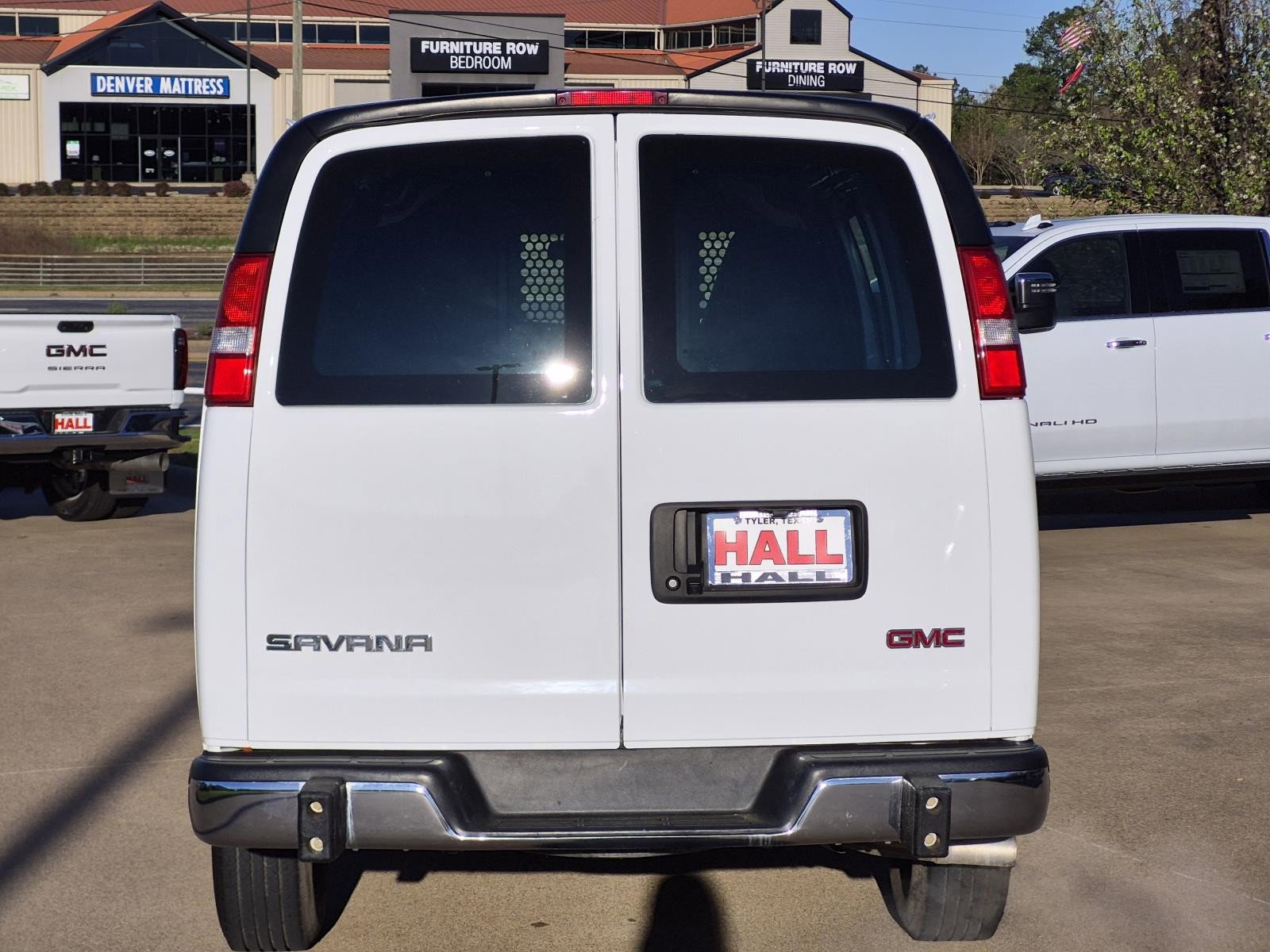 Certified 2024 GMC Savana 2500 w/ Driver Convenience Package image 5