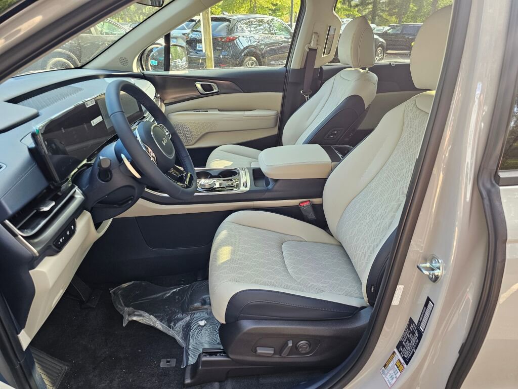 New 2026 Kia Carnival SX w/ SX Dark Edition Package image 22