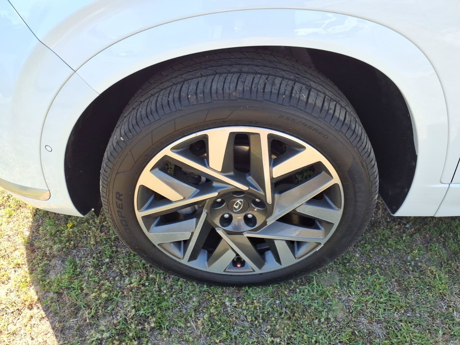 Used 2022 Hyundai Santa Fe Calligraphy AWD/4WD image 6