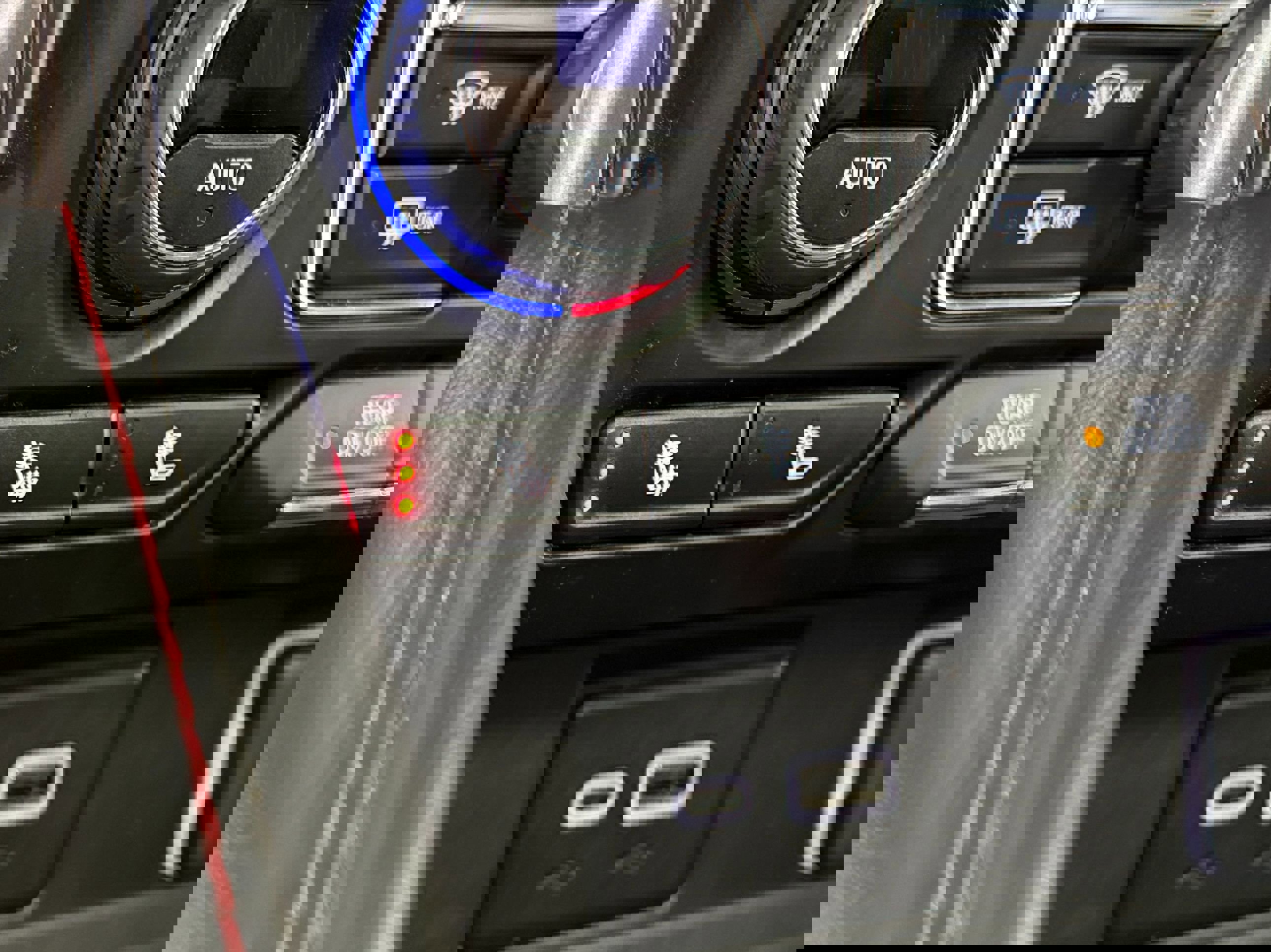 Used 2024 Chevrolet Suburban RST w/ Luxury Package image 30