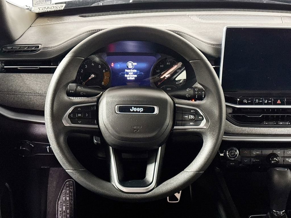 Used 2024 Jeep Compass Sport AWD/4WD image 13