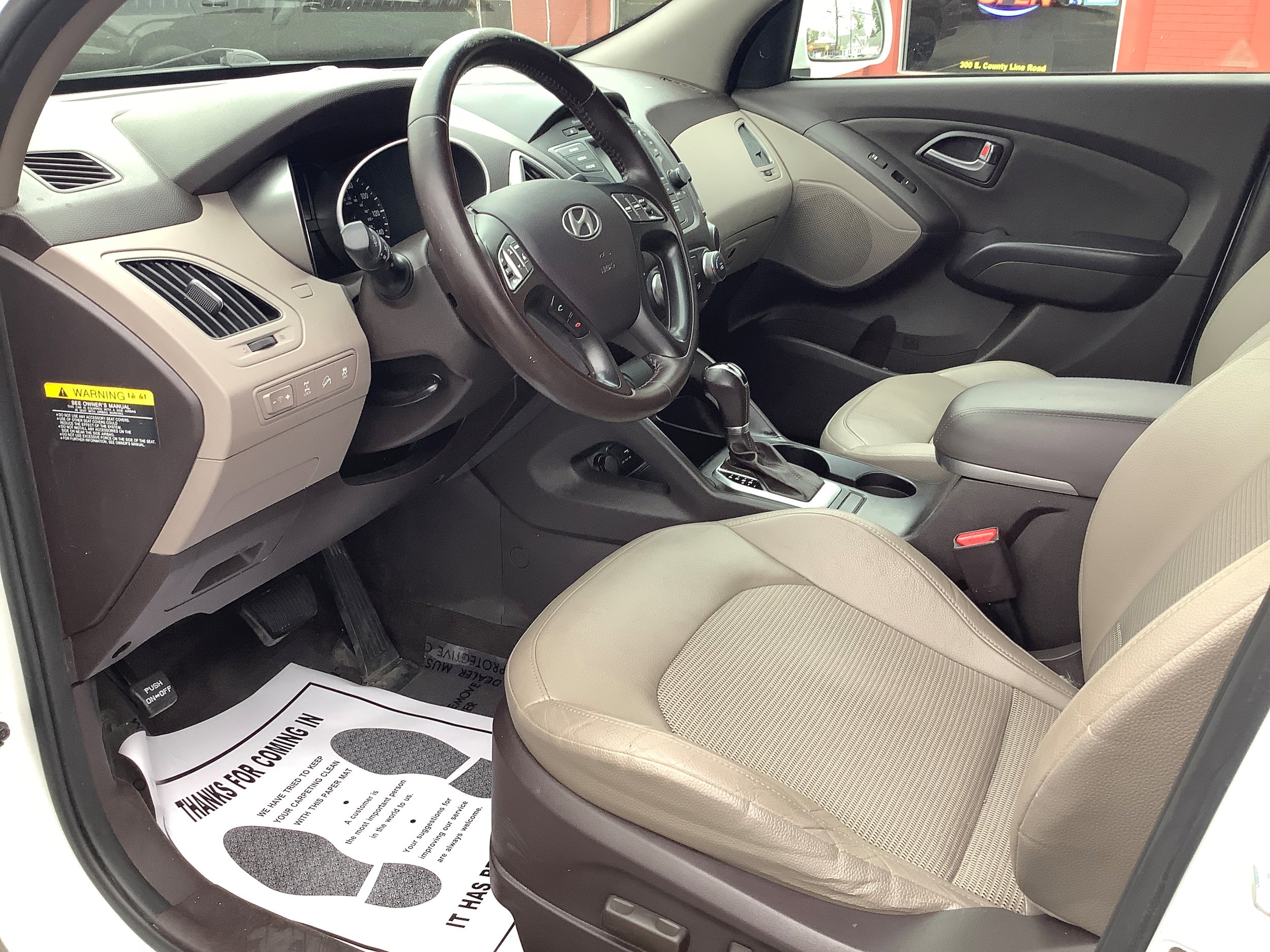 Used 2015 Hyundai Tucson SE AWD/4WD image 12