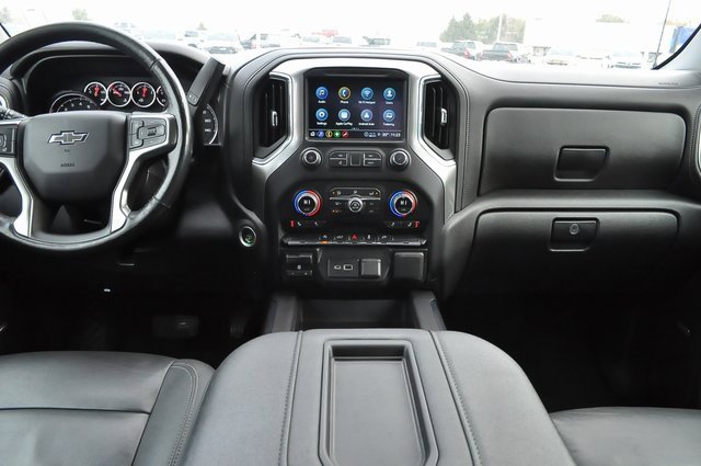 Used 2021 Chevrolet Silverado 1500 RST w/ Convenience Package II image 18