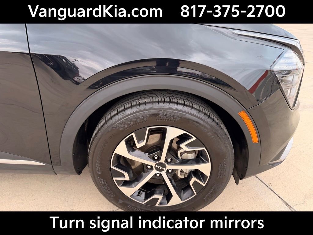 Certified 2025 Kia Sportage EX w/ Premium Package FWD image 11