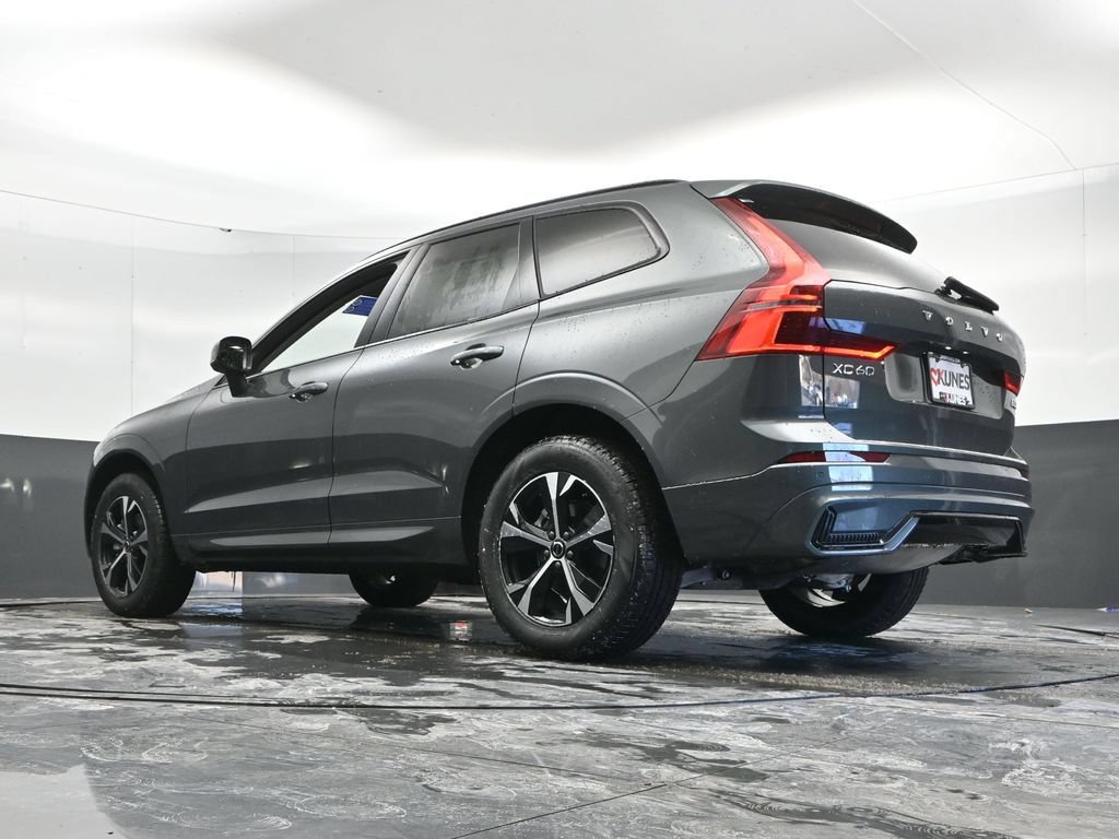New 2026 Volvo XC60 B5 Core w/ Protection Package Premier AWD/4WD image 45