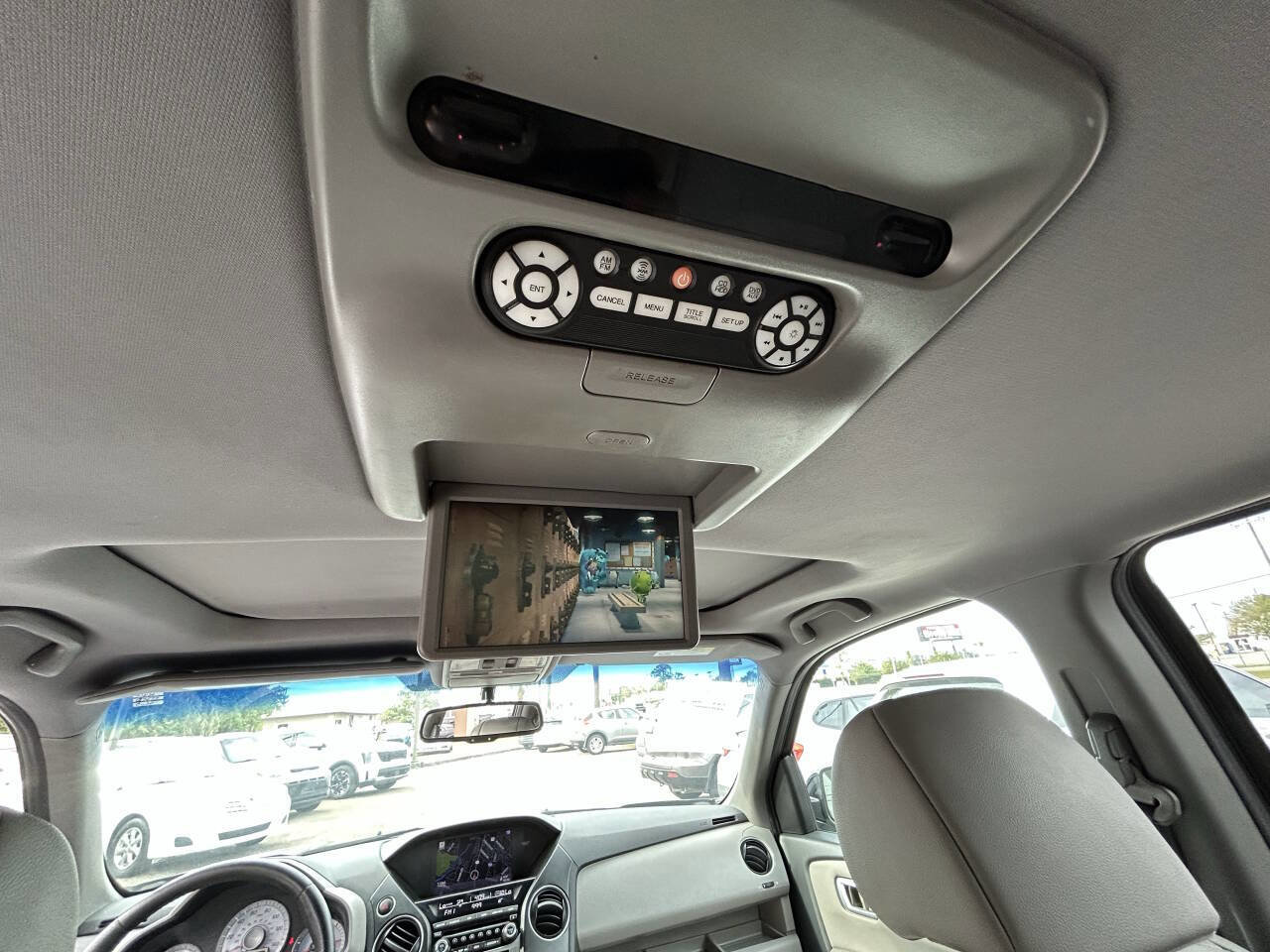 Used 2015 Honda Pilot Touring image 17