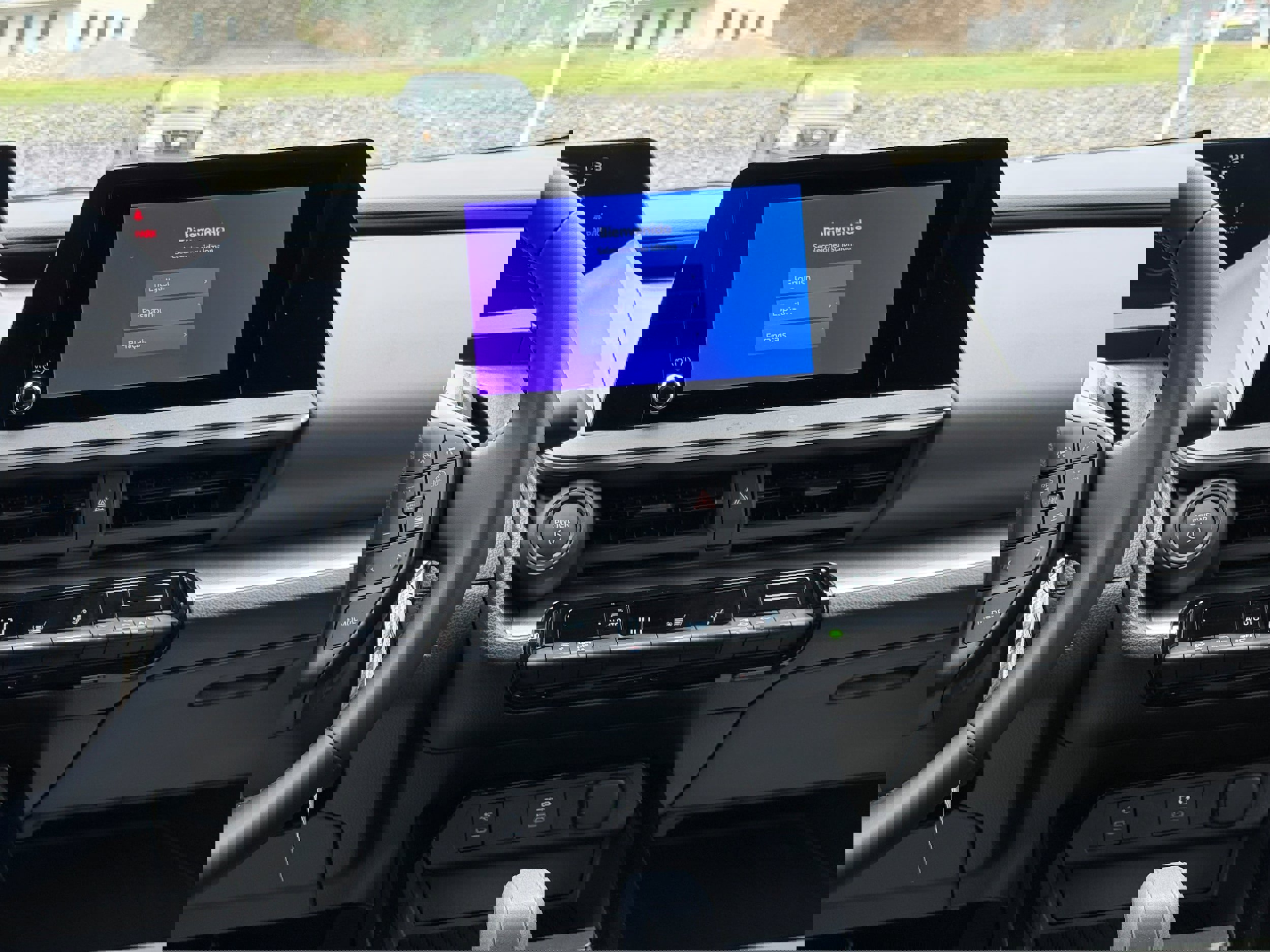 New 2026 Toyota Prius LE image 13