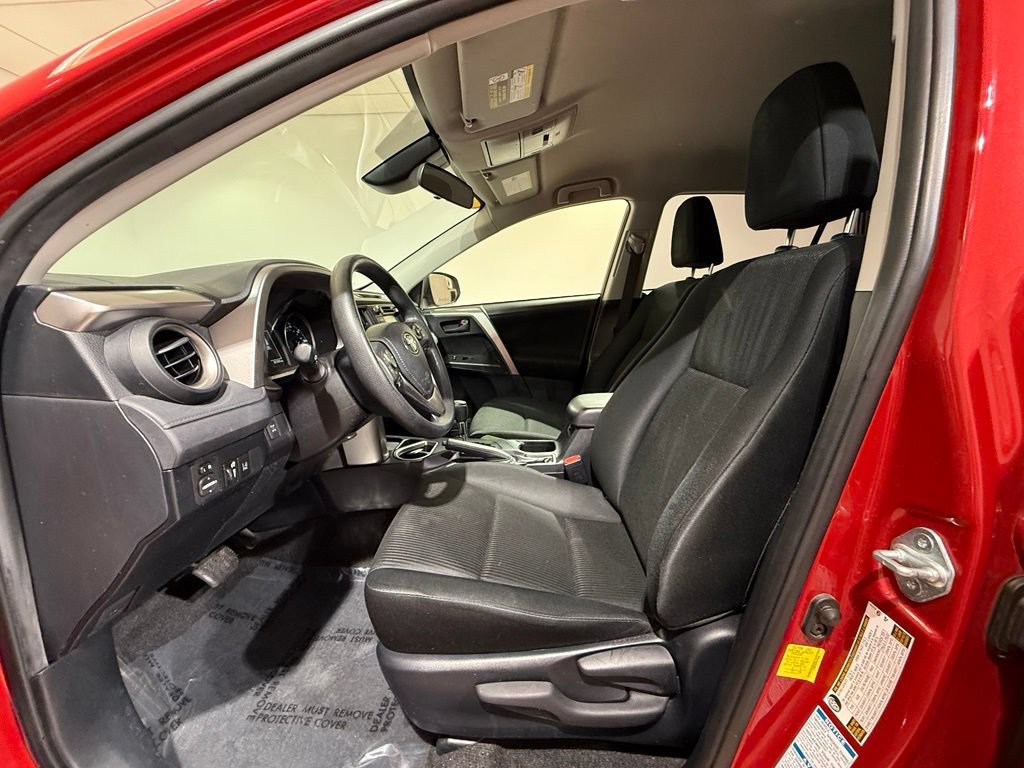 Used 2017 Toyota RAV4 LE w/ Carpet Mat Package AWD/4WD image 13