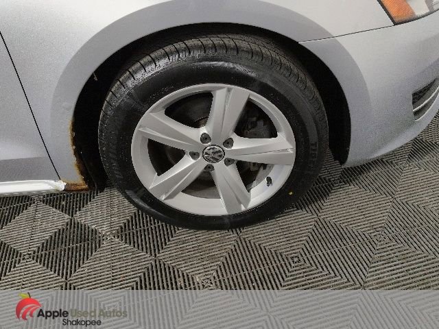 Used 2013 Volkswagen Passat 2.5 SE FWD image 36