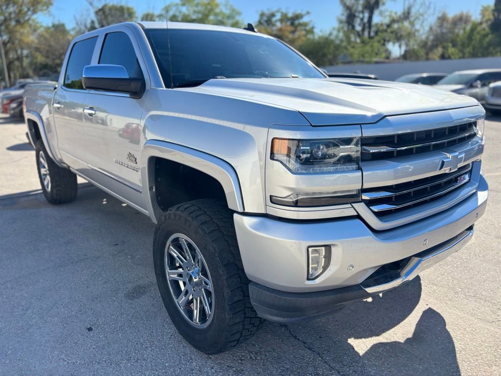 Used 2017 Chevrolet Silverado 1500 LTZ Z71 w/ LTZ Plus Package image 7
