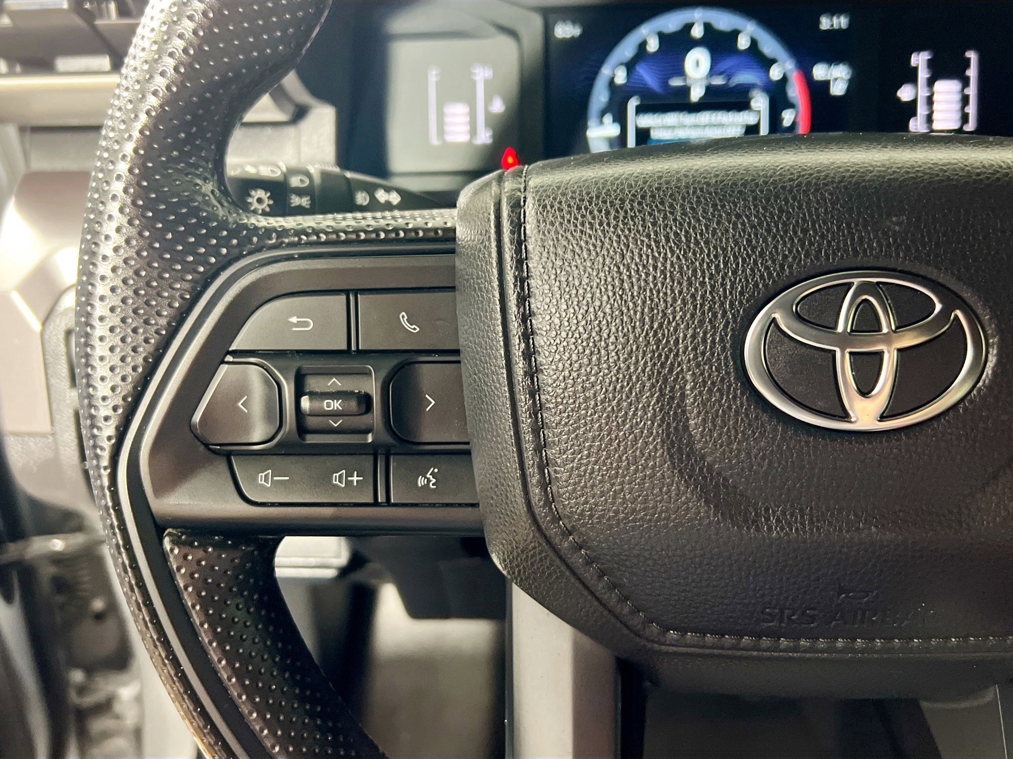 Used 2024 Toyota Tacoma SR5 image 12