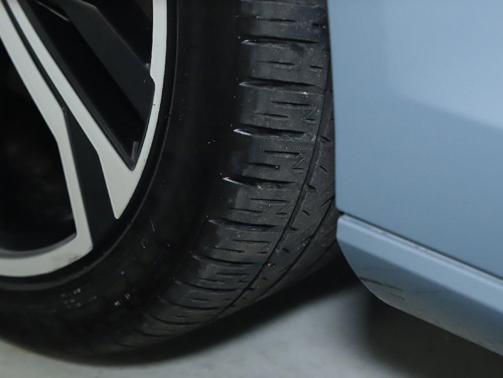 Used 2024 Volvo S60 B5 Plus FWD image 36