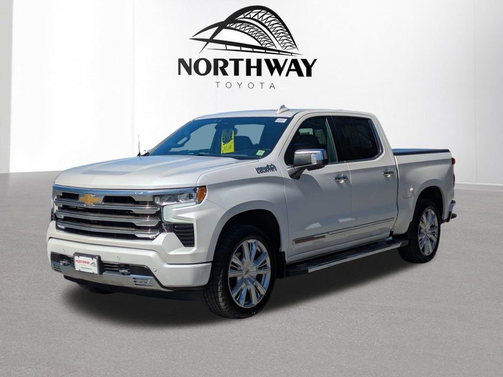 Used 2022 Chevrolet Silverado 1500 High Country w/ High Country Premium Package image 6