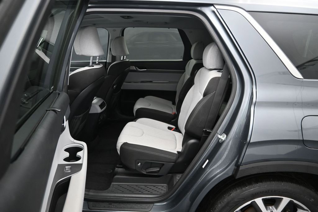 Used 2022 Hyundai Palisade SEL w/ Convenience Package FWD image 16