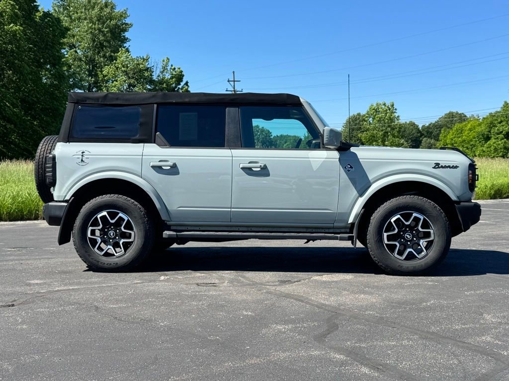 Used 2022 Ford Bronco Outer Banks AWD/4WD image 4