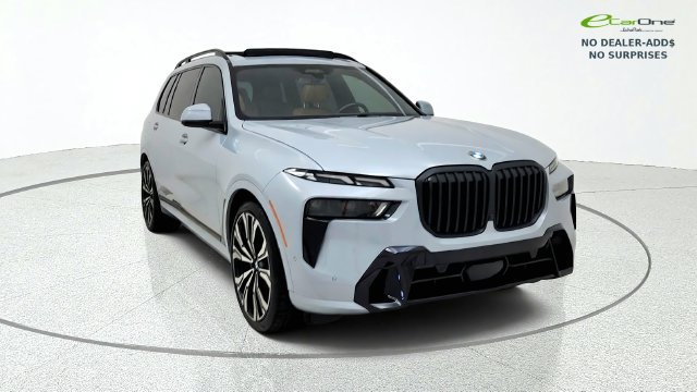 Used 2023 BMW X7 xDrive40i w/ Executive Package AWD/4WD image 2