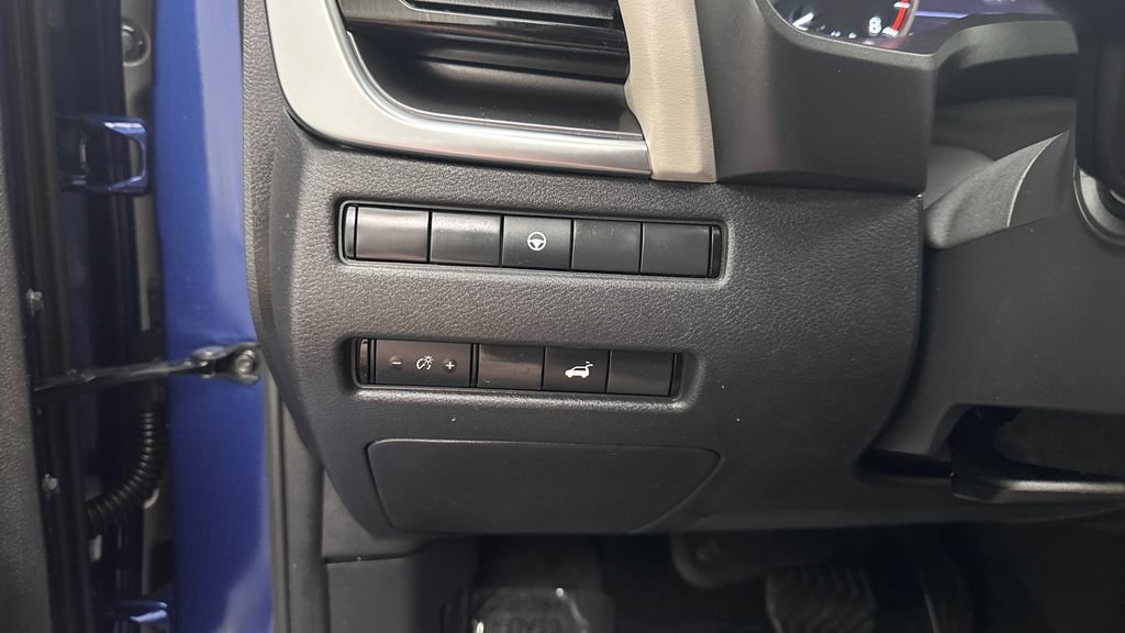Certified 2021 Nissan Rogue SV w/ Premium Package AWD/4WD image 20