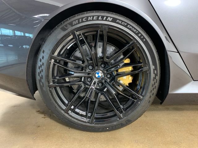 Used 2026 BMW M5 w/ Carbon Package AWD/4WD image 39