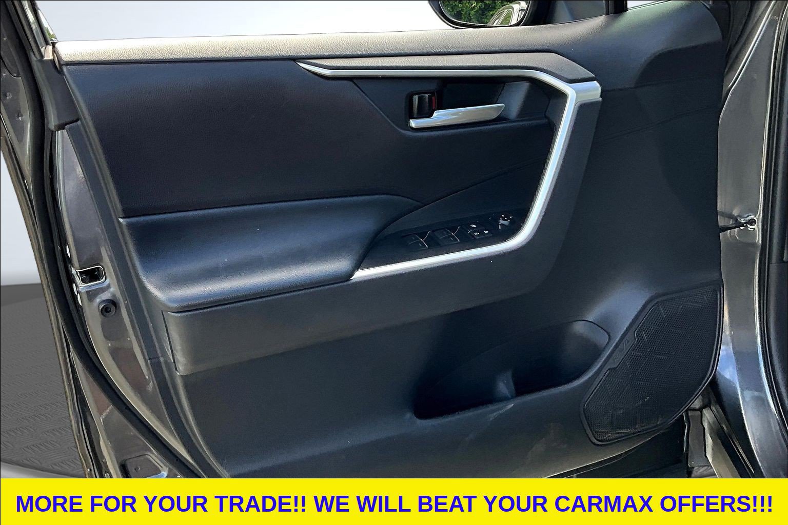 Used 2023 Toyota RAV4 SE AWD/4WD image 19