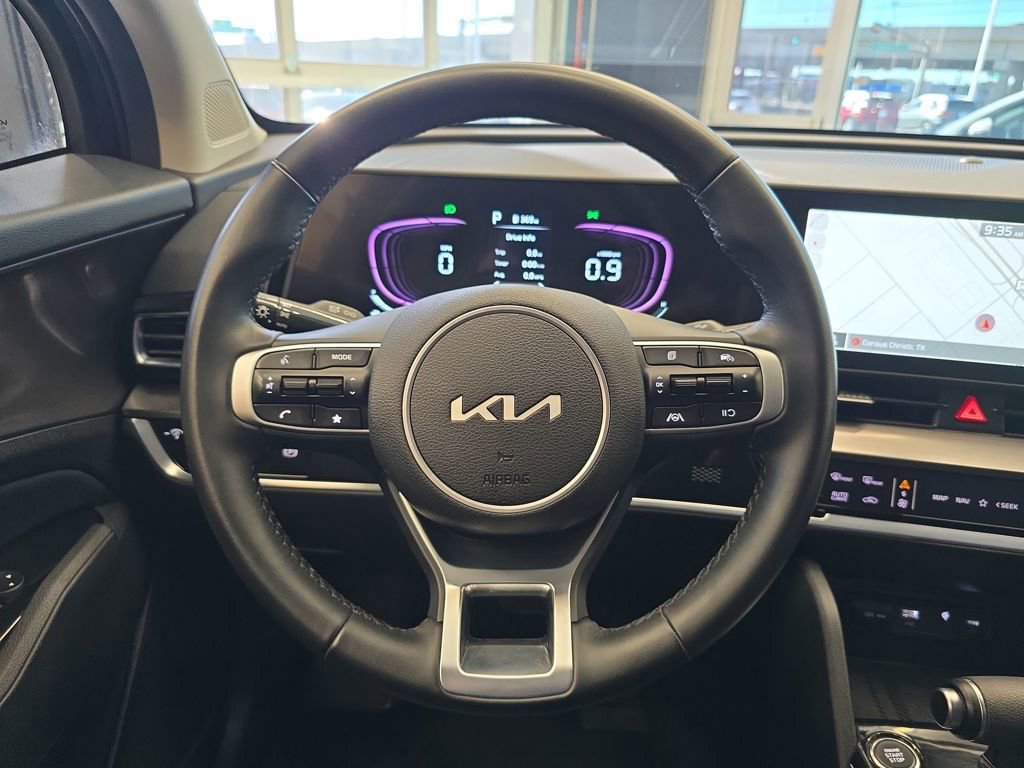Certified 2025 Kia Sportage EX image 20