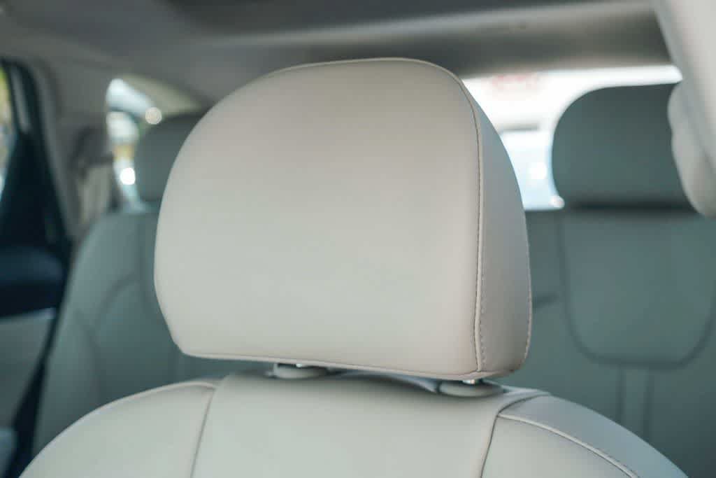 Certified 2023 Kia Sorento SX AWD/4WD image 24
