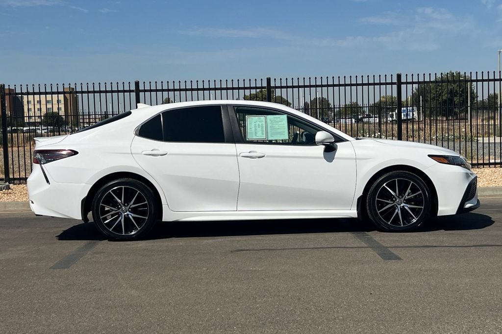 Certified 2024 Toyota Camry SE FWD image 3