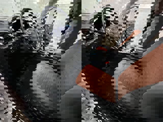 Used 2018 Ford Edge SEL image 15