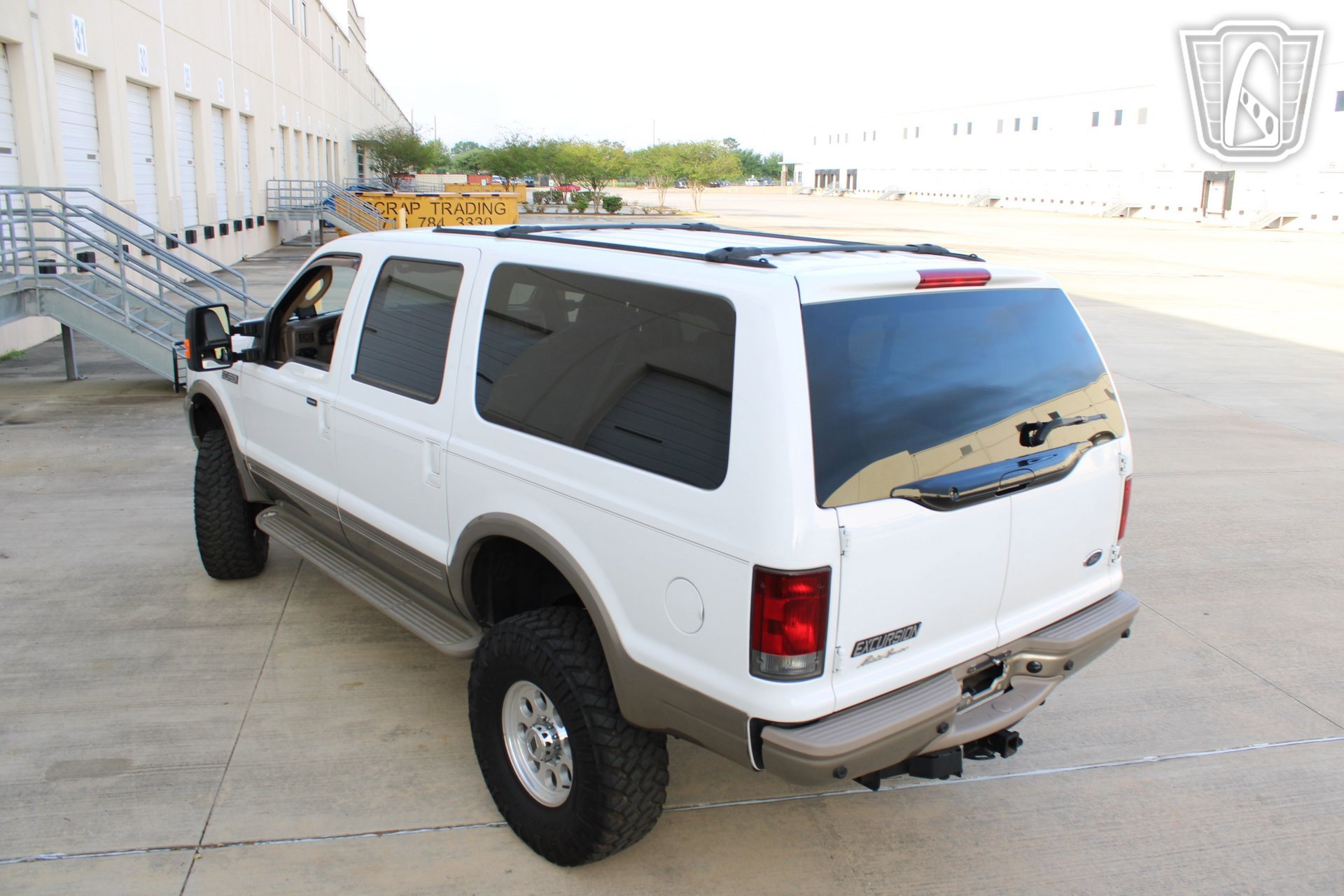 Used 2004 Ford Excursion Eddie Bauer image 5