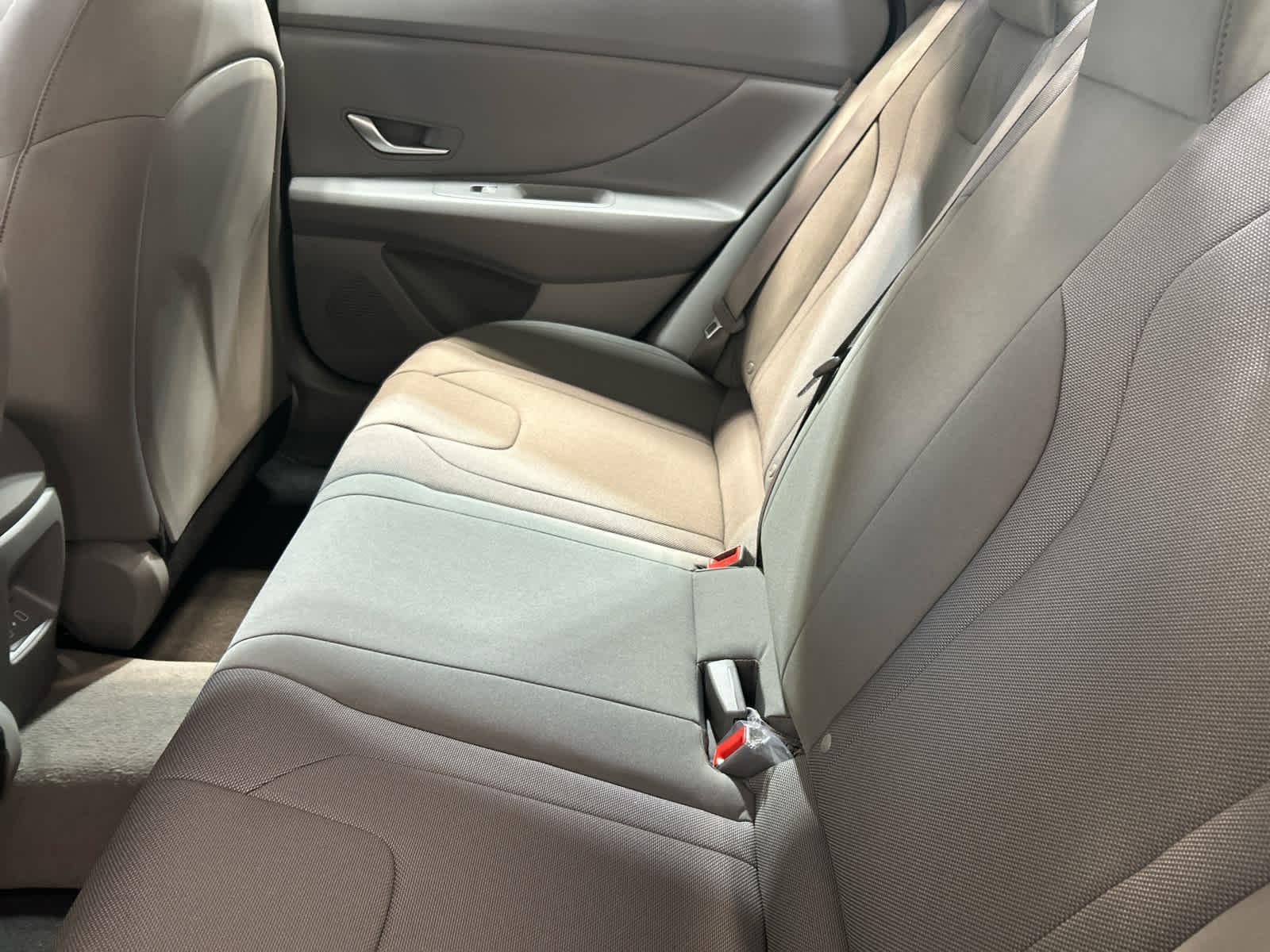 New 2026 Hyundai Elantra SE FWD image 5