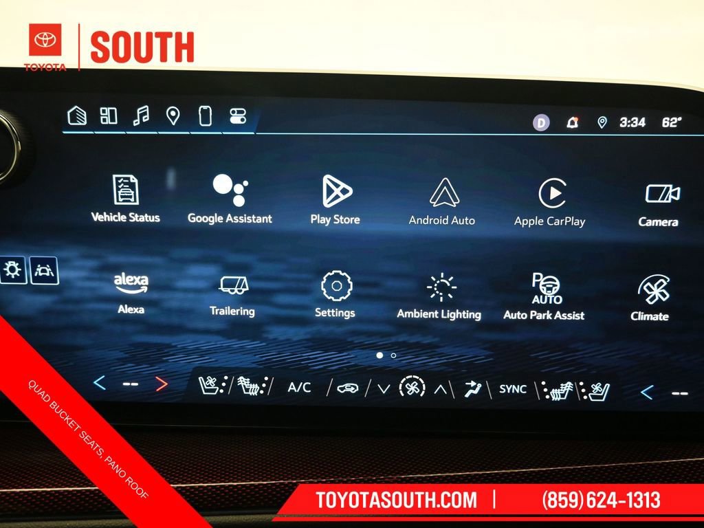 Used 2024 Chevrolet Traverse RS AWD/4WD image 13