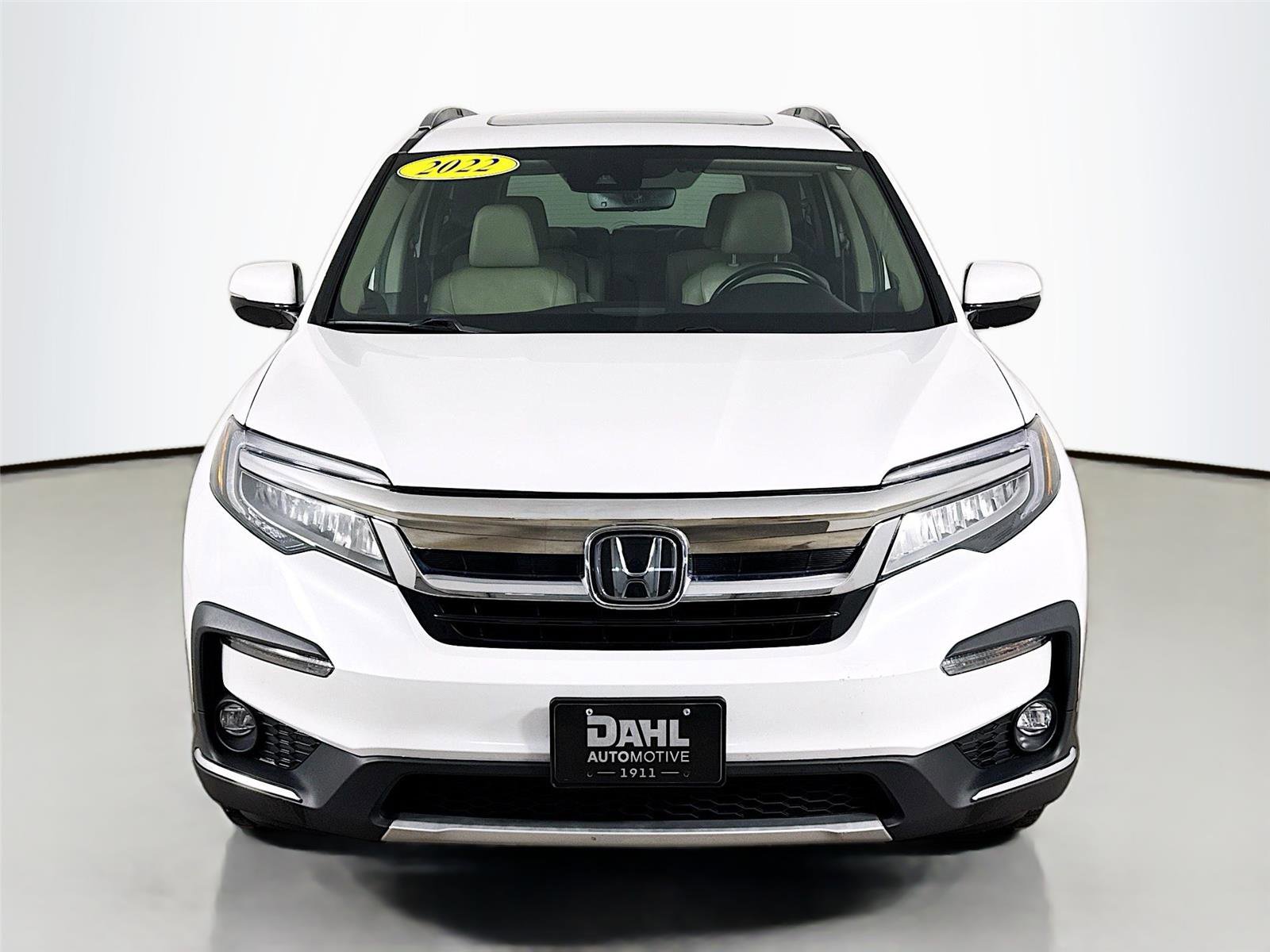 Used 2022 Honda Pilot Touring image 3