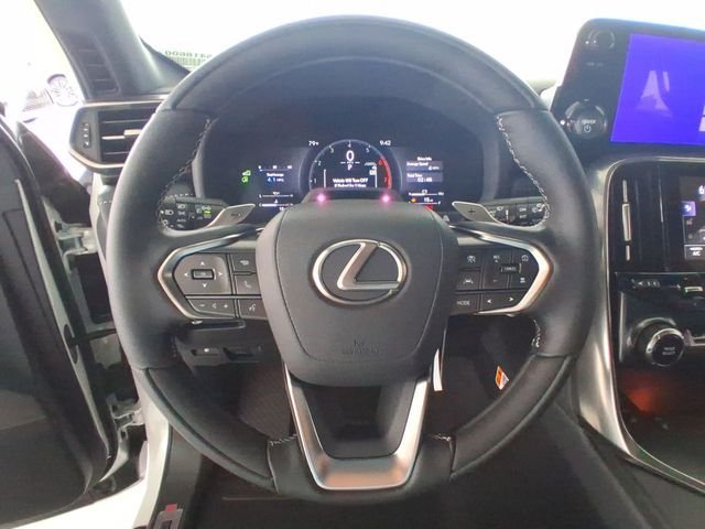 New 2026 Lexus LX 700h Luxury AWD/4WD image 14