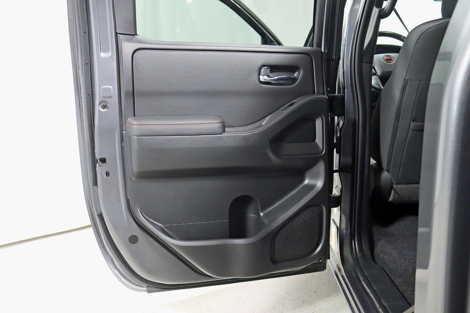 Used 2022 Nissan Frontier PRO-4X AWD/4WD image 33