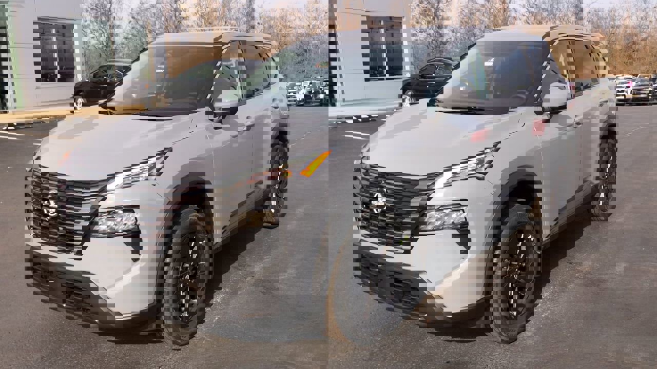 New 2026 Nissan Rogue SV w/ Cold Weather Package image 4
