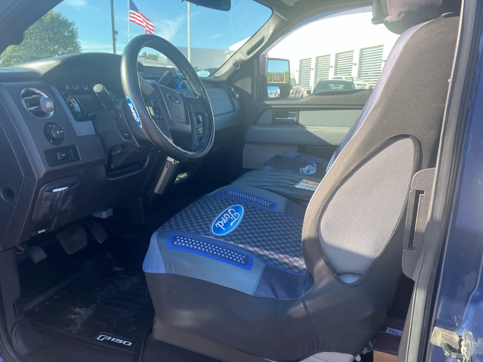 Used 2012 Ford F150 XLT w/ XLT Chrome Pkg AWD/4WD image 9