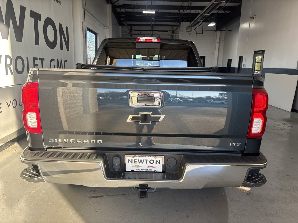 Used 2018 Chevrolet Silverado 1500 LTZ image 32