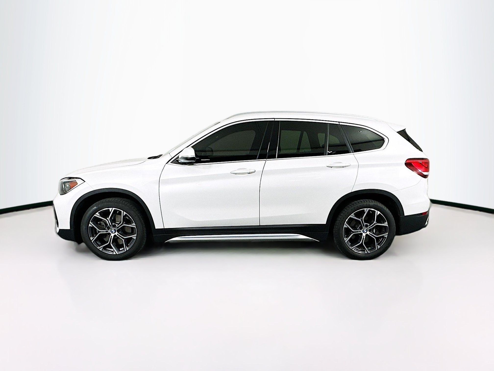 Used 2020 BMW X1 xDrive28i AWD/4WD image 4