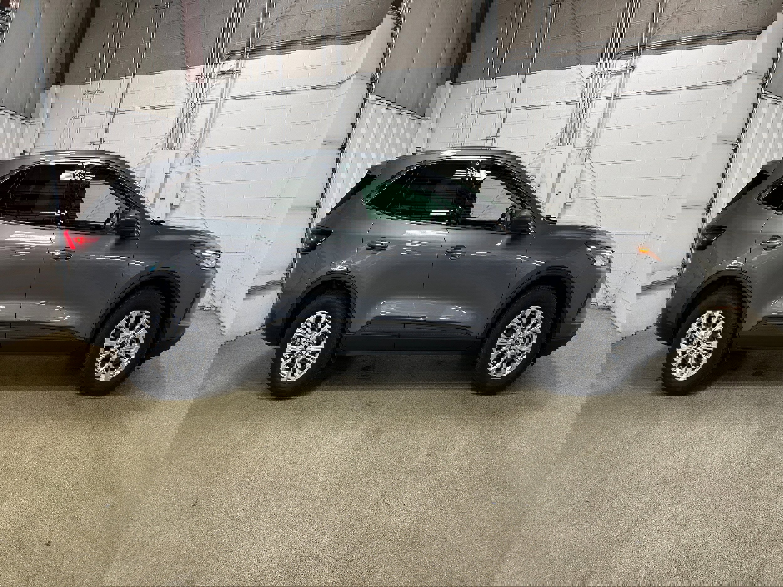 Certified 2024 Ford Escape Active image 5